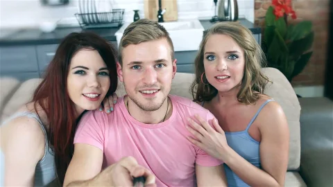 paradise film: Two Girls, One Erection, And A Bet