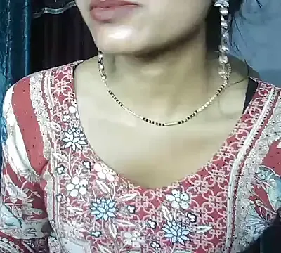 GOLDN_GIRL_