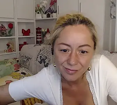 _karolynesyera_
