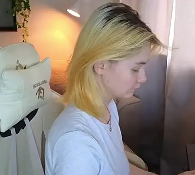 Emily_Miu