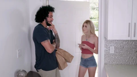 bang! originals: How Alicia's Lunch Deliveries Got Messy