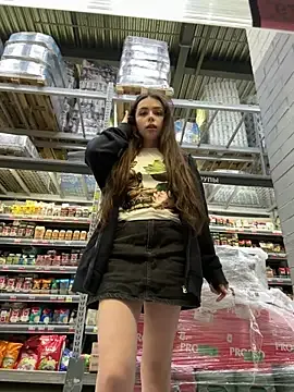 pantyless