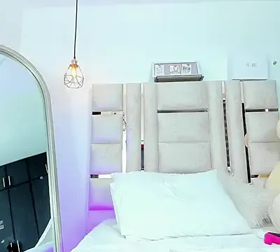 ZoeMonroee