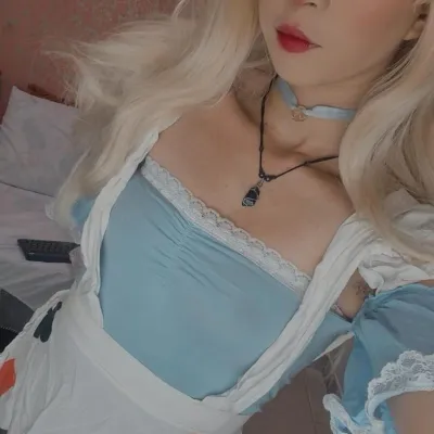 your sweet and sensual beautiful girl