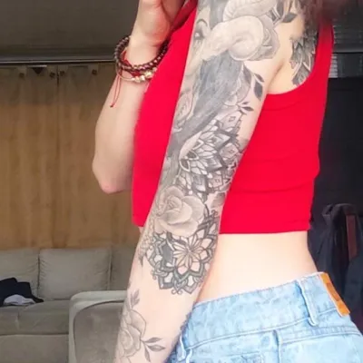 Red 2