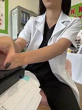 Sneaky_Cumshoot