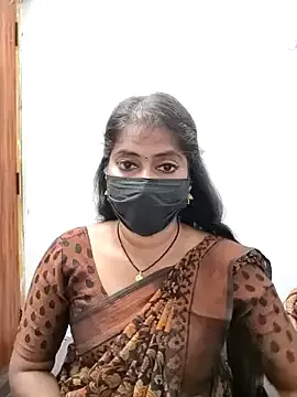 tamil_Sigappu_Roja