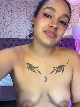 EMILYY_FOXY