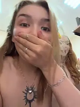 FlashTitsRoyal